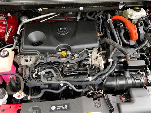 Used 2020 Toyota RAV4 Limited AWD/4WD image 31