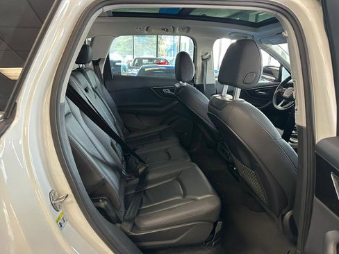 Used 2020 Audi Q7 3.0T Premium Plus w/ Premium Plus Package image 27