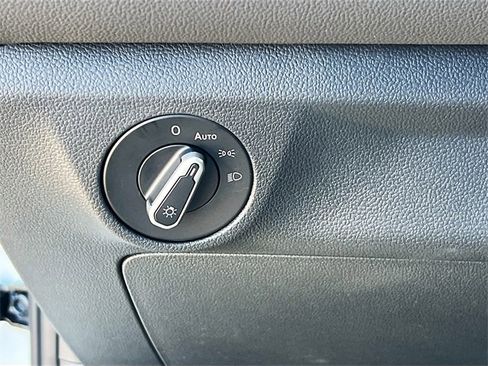 New 2025 Volkswagen Jetta Sport image 10