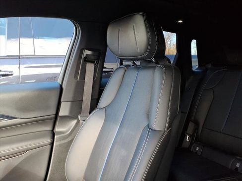 Used 2025 Cadillac Lyriq Sport image 23