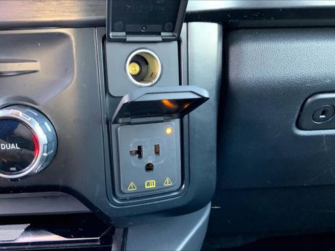 Certified 2023 Ford F250 Lariat w/ Lariat Ultimate Package image 32