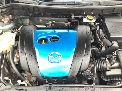 Used 2013 MAZDA MAZDA3 i Touring FWD image 10
