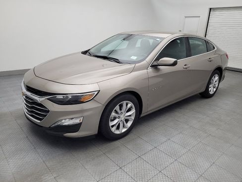 Used 2024 Chevrolet Malibu LT FWD image 2
