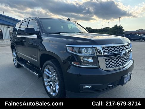 Used 2017 Chevrolet Tahoe LT w/ LT Signature Package image 32