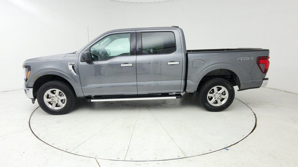 Used 2025 Ford F150 XLT w/ Equipment Group 301A Standard AWD/4WD image 4