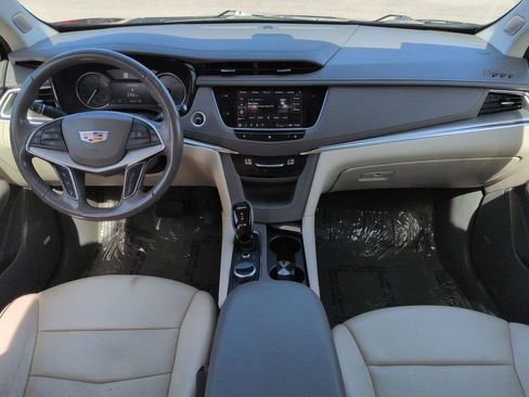 Used 2021 Cadillac XT5 Premium Luxury image 15