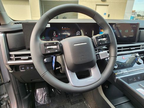 New 2026 Hyundai Santa Fe SE image 11