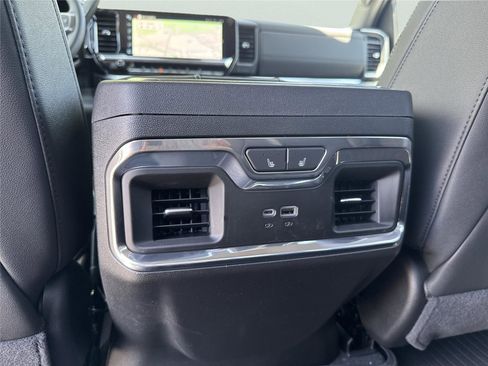 New 2026 Chevrolet Silverado 2500 LTZ w/ LTZ Plus Package AWD/4WD image 17