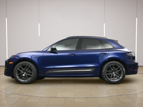 New 2026 Porsche Macan AWD/4WD image 30