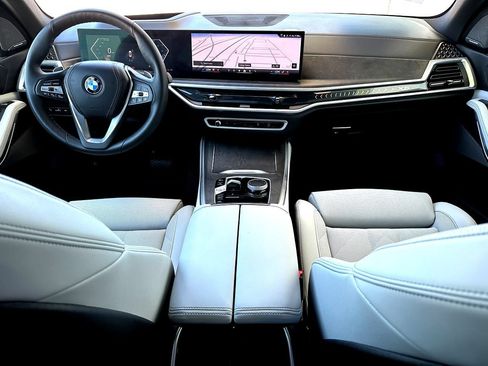 Certified 2026 BMW X5 xDrive40i AWD/4WD image 28