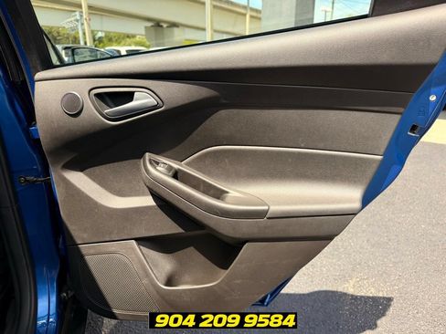 Used 2018 Ford Focus SEL FWD image 31