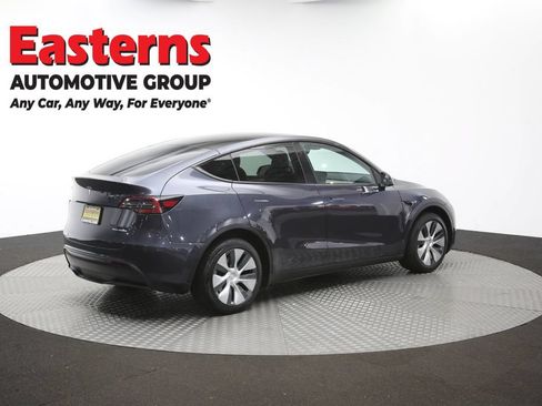 Used 2024 Tesla Model Y Long Range AWD/4WD image 34