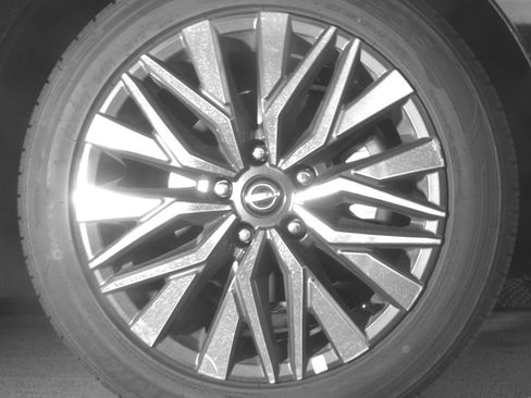 Used 2025 Nissan Altima 2.5 SV FWD image 16