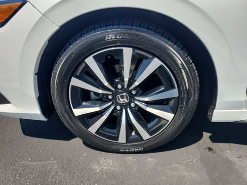 Used 2023 Honda Civic EX-L image 17