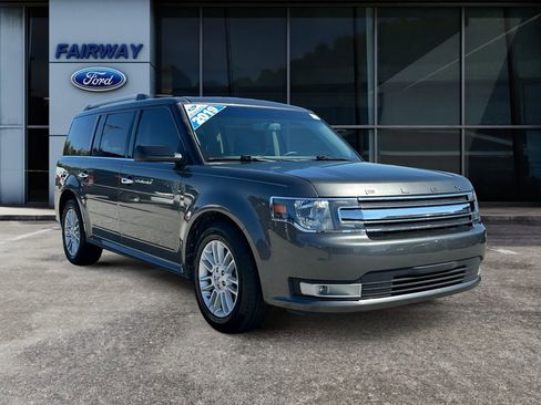 Used 2019 Ford Flex SEL image 2