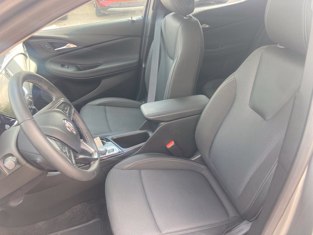 Certified 2023 Buick Encore GX Preferred w/ Cold Weather Comfort Package AWD/4WD image 19
