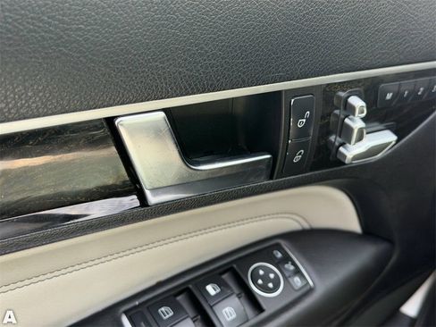 Used 2015 Mercedes-Benz E 550 Cabriolet image 7