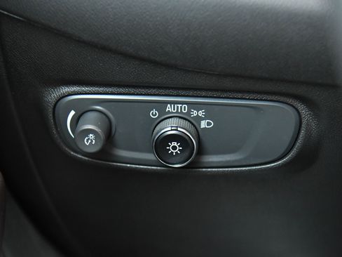 Used 2022 Chevrolet Equinox LT image 30