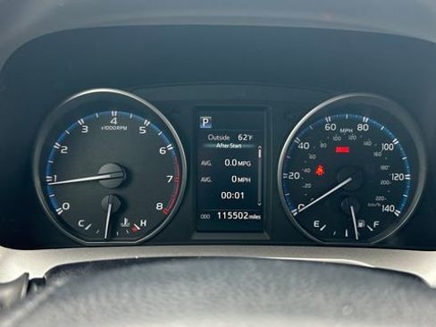 Used 2018 Toyota RAV4 LE w/ All Weather Liner Package AWD/4WD image 17
