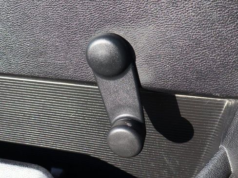 Used 2017 RAM 2500 Tradesman w/ Popular Equipment Group image 16