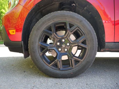 Used 2025 Ford Maverick XLT w/ XLT Luxury Package AWD/4WD image 9