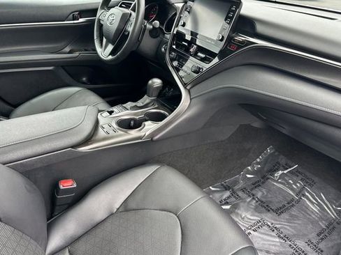 Certified 2022 Toyota Camry XSE w/ Navigation Package FWD image 19