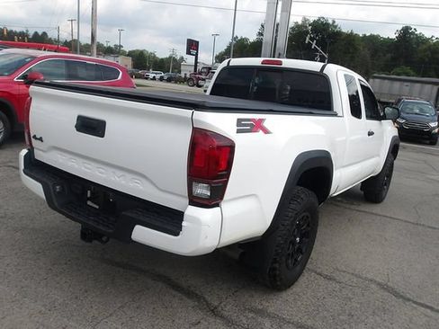 Used 2021 Toyota Tacoma SR w/ SX Package AWD/4WD image 7