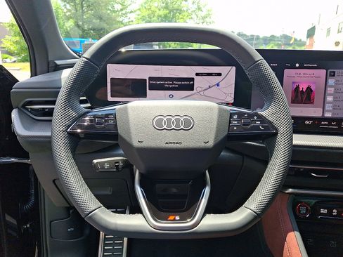 Used 2026 Audi SQ5 Premium Plus AWD/4WD image 21