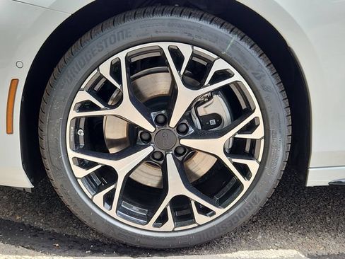 New 2026 Audi A6 Premium Plus AWD/4WD image 9