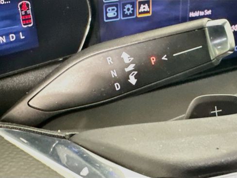 Used 2024 Chevrolet Traverse LS FWD image 23