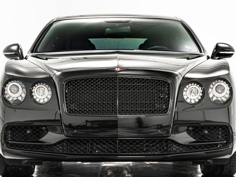 Used 2017 Bentley Flying Spur S V8 image 4