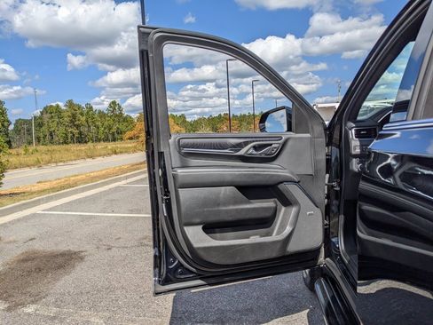 Used 2024 GMC Yukon Denali image 60