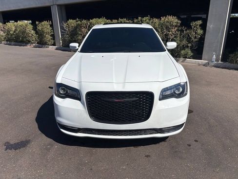 Used 2023 Chrysler 300 S RWD image 2