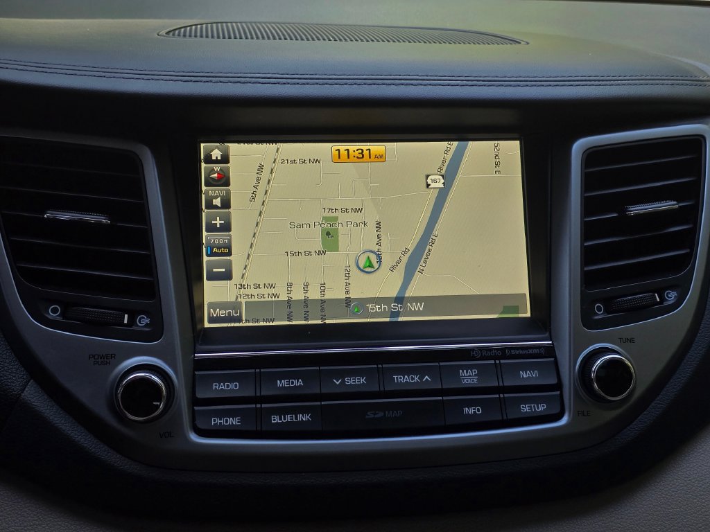 Used 2016 Hyundai Tucson Limited w/ Option Group 03 FWD image 33