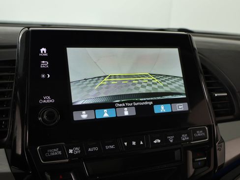 Used 2024 Honda Odyssey Touring image 6