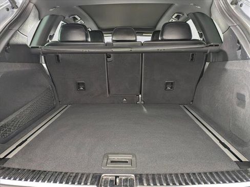 Used 2017 Porsche Cayenne S AWD/4WD image 23