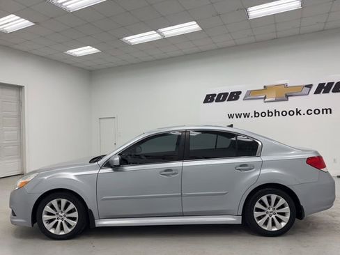 Used 2012 Subaru Legacy 3.6R Limited w/ Utility Pkg 1 AWD/4WD image 8