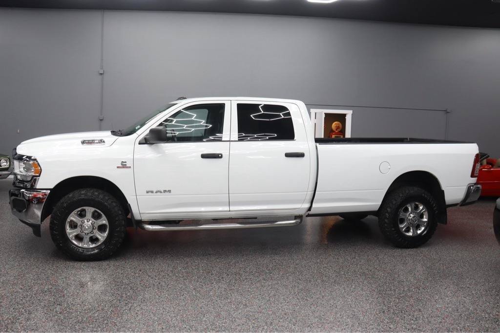 Used 2020 RAM 2500 Tradesman w/ Chrome Appearance Group AWD/4WD image 2