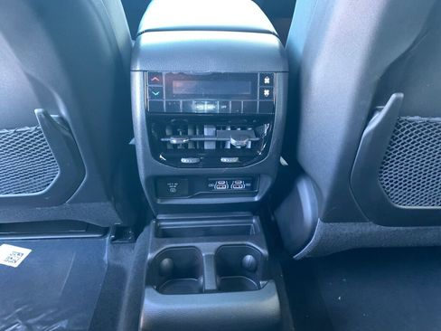 New 2026 Jeep Grand Cherokee L 4WD image 27