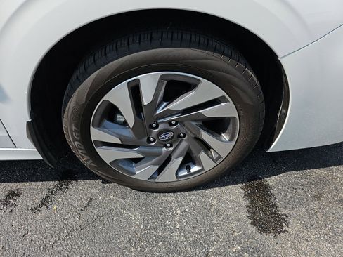 Used 2025 Subaru Legacy Touring XT AWD/4WD image 9