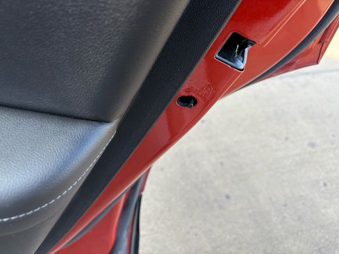 Used 2021 Chevrolet Blazer LT image 40