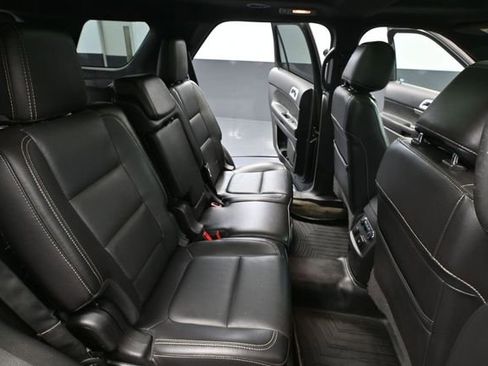 Used 2014 Ford Explorer Sport AWD/4WD image 45