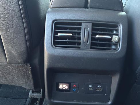 Used 2021 Nissan Rogue SL FWD image 23