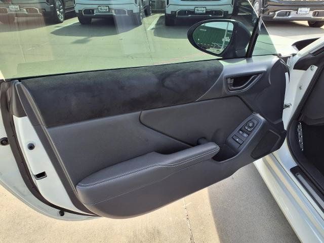 Used 2025 Toyota GR86 Premium w/ Performance Package RWD image 20