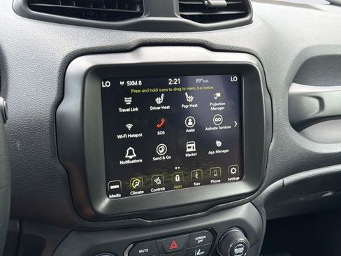 Used 2022 Jeep Renegade Altitude w/ Convenience Group AWD/4WD image 14