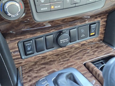 Used 2017 Nissan Armada SL w/ Technology Package image 19