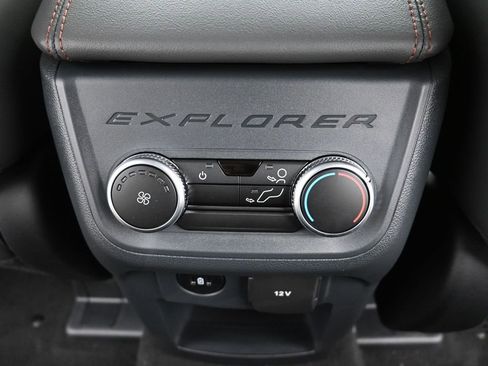 New 2025 Ford Explorer Active w/ Active Comfort Package image 14