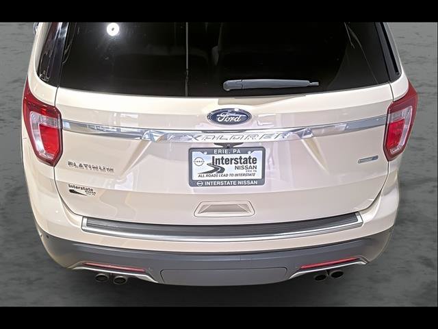 Used 2018 Ford Explorer Platinum AWD/4WD image 12