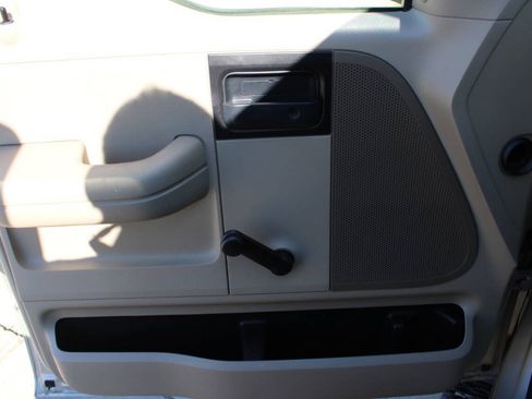 Used 2008 Ford F150 XL RWD image 7
