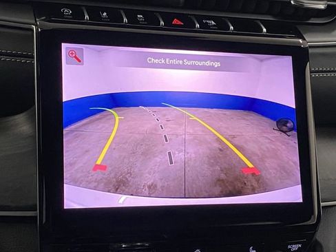 New 2025 Jeep Grand Cherokee L Limited w/ Black Appearance Package image 11